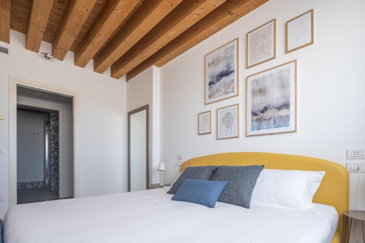 Centrale Mazzoni Apartments R&R Venezia Esterno foto